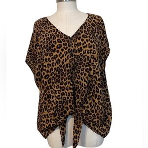 Torrid - Animal Print Short Sleeve Blouse - Size 2